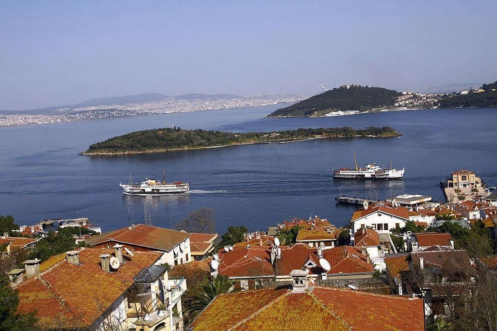 İstanbul Prens Adaları'nda Mutlaka Görülmesi Gereken Tarihi Eserler
