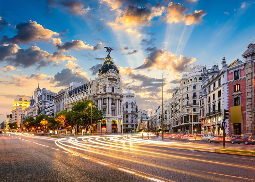 Madrid Şehir İçi Ulaşım Seçenekleri Madride Gitmek İsteyenlerin Merak Ettikleri